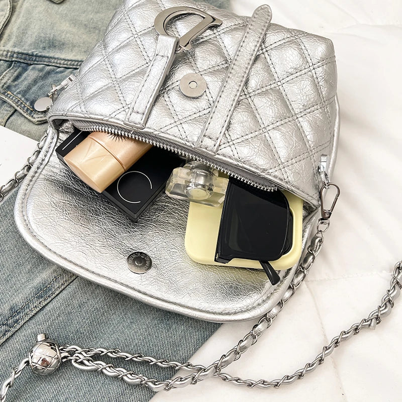 Bolso de mano de diseño moderno para mujer, de cuero de lujo, espacioso, bandolera con bolsillos laterales.