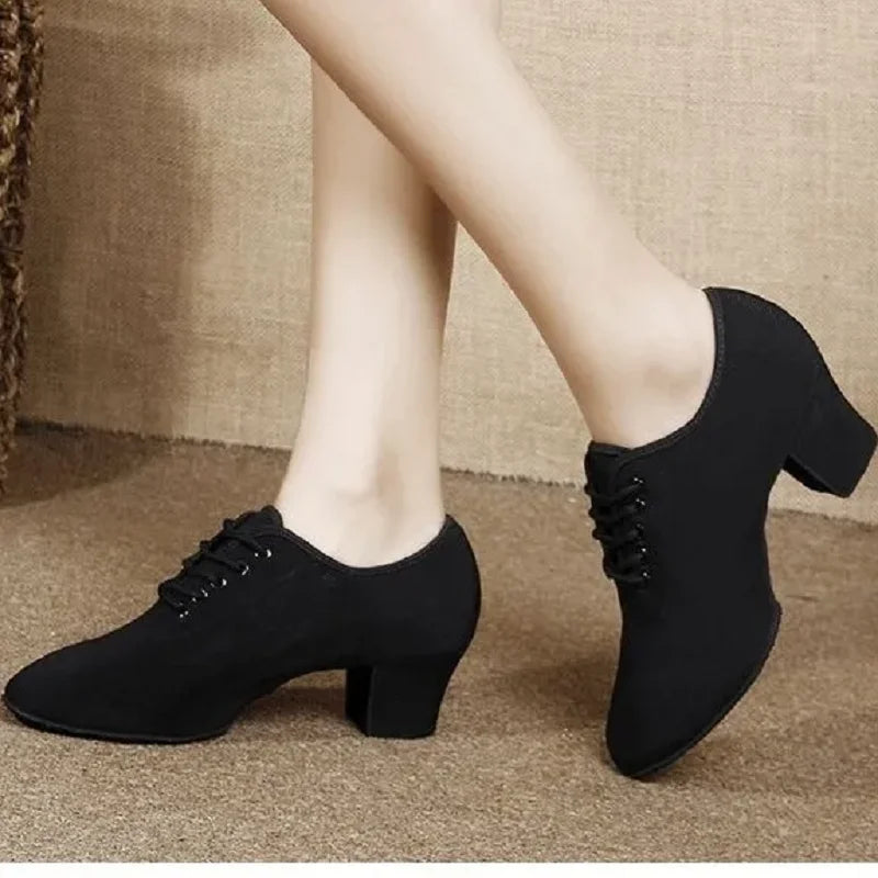 Zapatos De Mujer Bonitos Zapatos De Punta Puntiaguda Para Primavera Y Otoño Con Cordones Zapatos De Oficina Casuales Negros Para Mujer B159